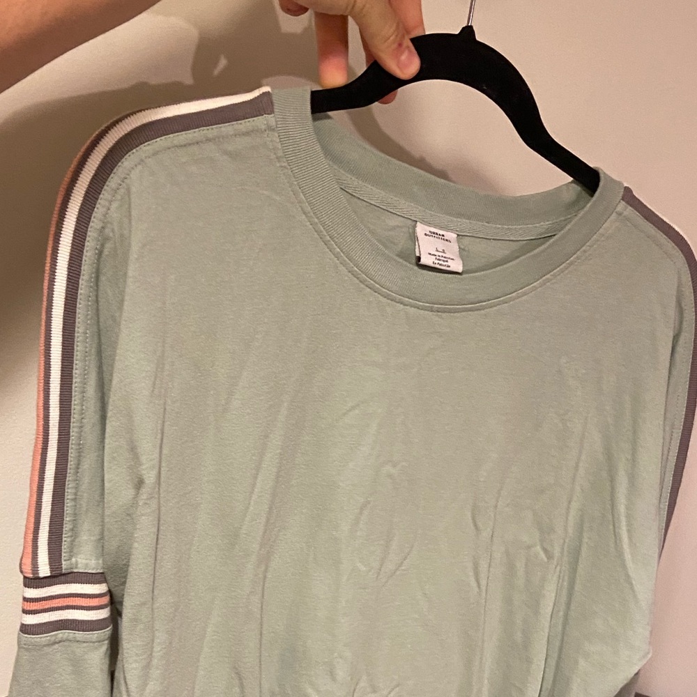 Urban Outfitters Long Sleeve shirt
